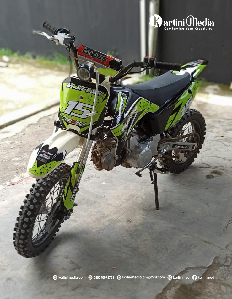 mini-trail-stiker-decal